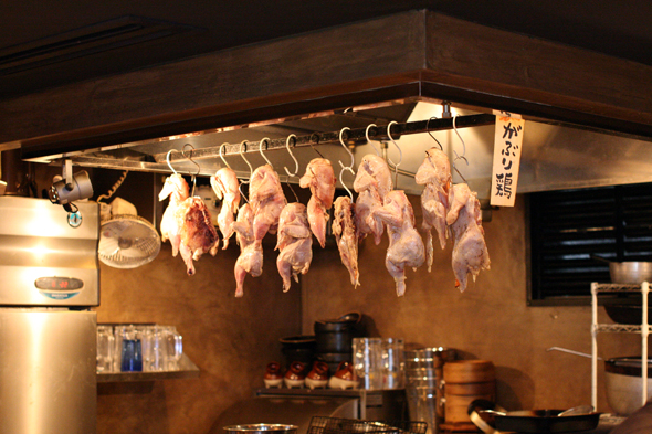 가부리 닭이 인기의 이유 | 14 년 계속 사랑받는 "간판 요리"의 뒷면